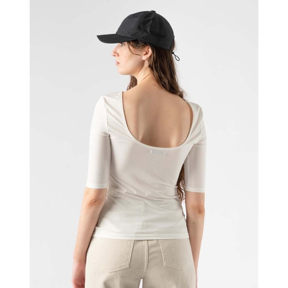 AMOMENTO White Ribbed Cut-out Back T-Shirt - Picture 10 of 10